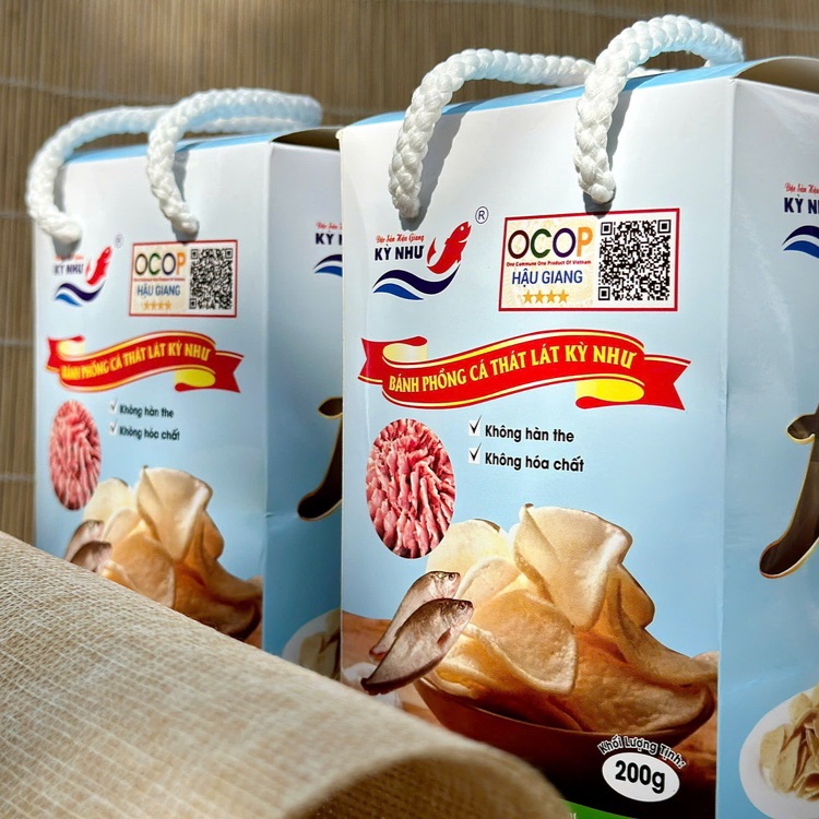 5. 1Shop còn có các sản phẩm từ cá thát lát nào khác?