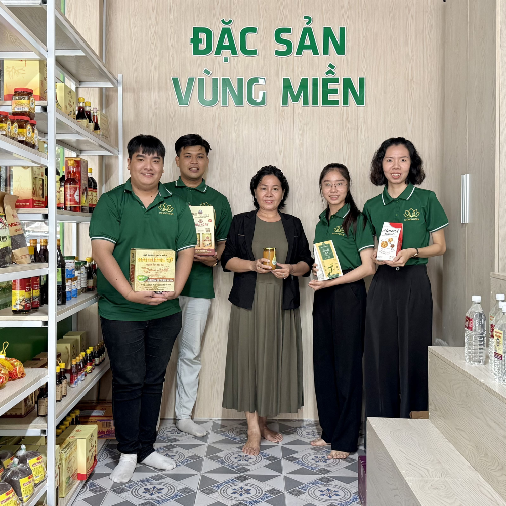 Buổi Tham Quan Mô Hình Coffee Nối - Kết Hợp Cửa Hàng Ocop Kiên An