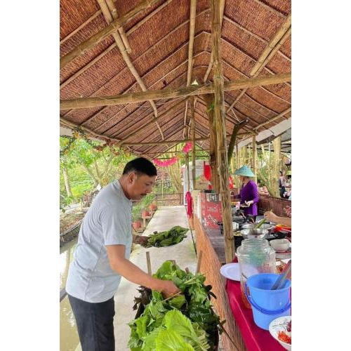 Buffet Bánh Cống & Bánh Bèo Đậm Chất Miền Tây Tại Khu Du Lịch Tuấn Tường