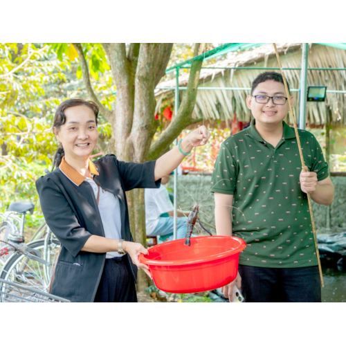Câu tôm giải trí – Thư giãn giữa không gian miệt vườn