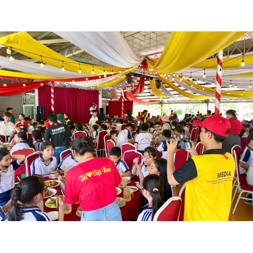 Trường Tiểu Học Hồng Bàng Trải nghiệm Vui Chơi Và Ăn Uống Tại Khu Du Lịch Phú Điền