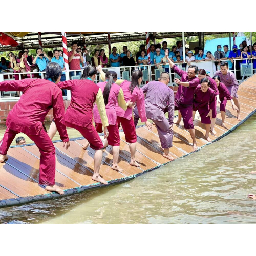 Trải nghiệm trò chơi dân gian tại Phú Điền