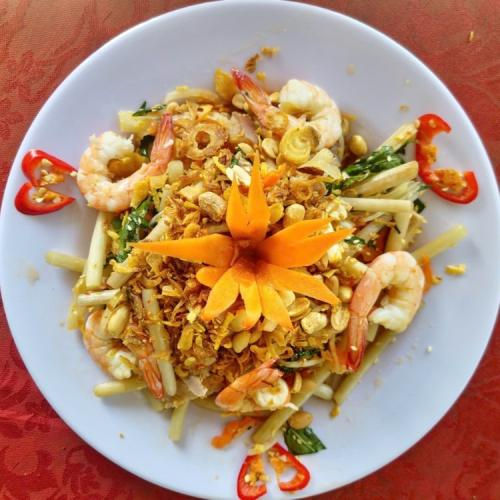 Các Món Gỏi Hấp Dẫn Tại Khu Du Lịch Phú Điền