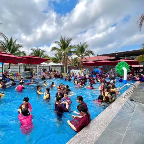 Thư Giãn Tại Khu Vui Chơi Dưới Nước – Nơi Xua Tan Oi Bức