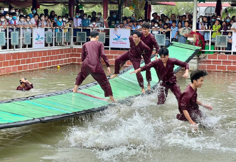 Những trò chơi dân gian giúp gắn kết tình bạn