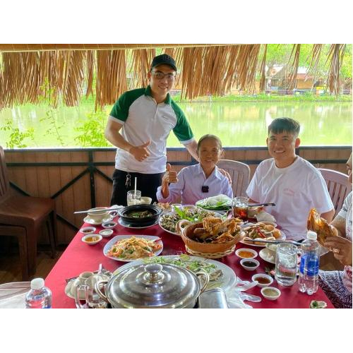 Dịch vụ ăn uống câu cá giải trí