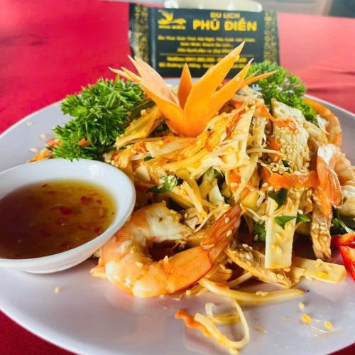 Ẩm Thực Miền Tây Trên Mẹt Hương Vị Mộc Mạc Mà Đậm Đà Tại Phú Điền
