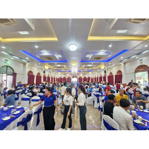 Tiệc chiêu đãi ấm cúng tại Phú Điền