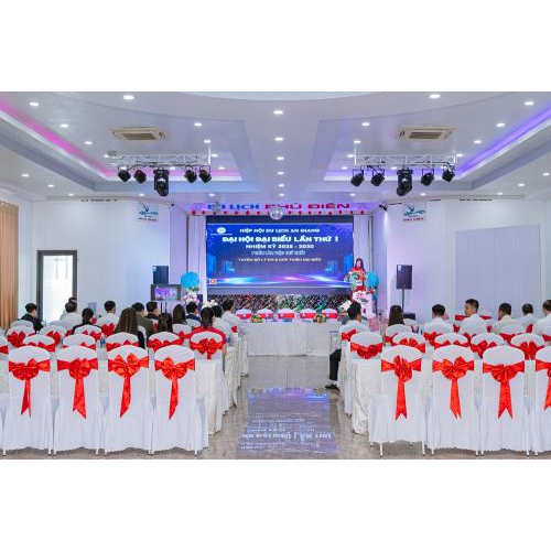 Không gian hội nghị chuyên nghiệp – Dịch vụ chu đáo