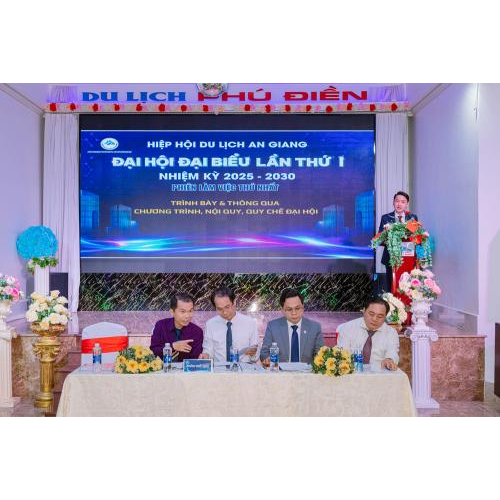 Dấu ấn kết nối và phát triển