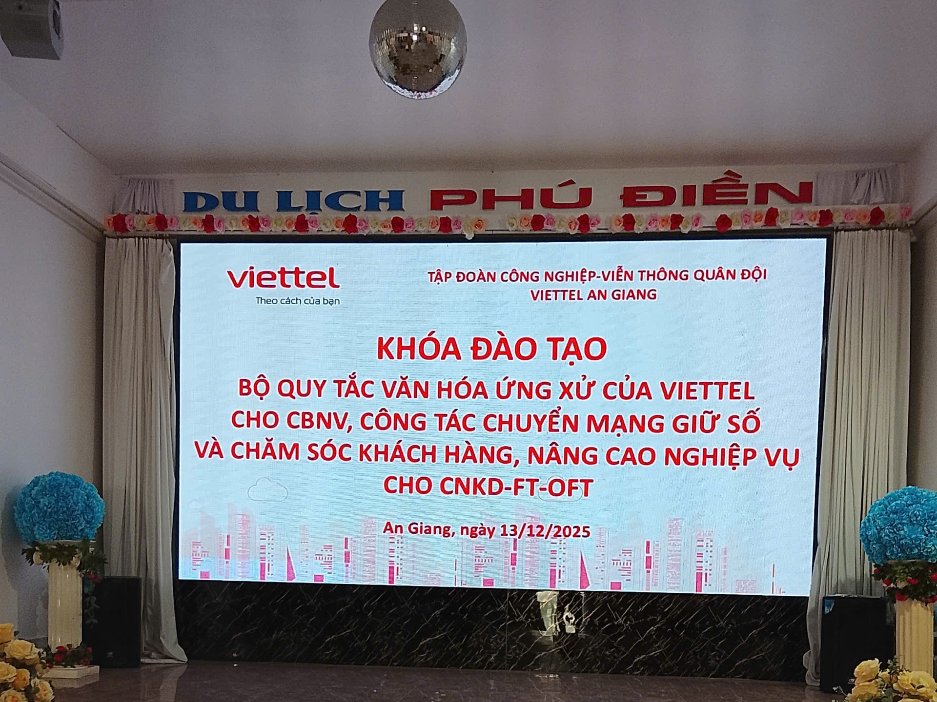 Khóa đào tạo bộ quy tắc văn hóa ứng xử của Viettel