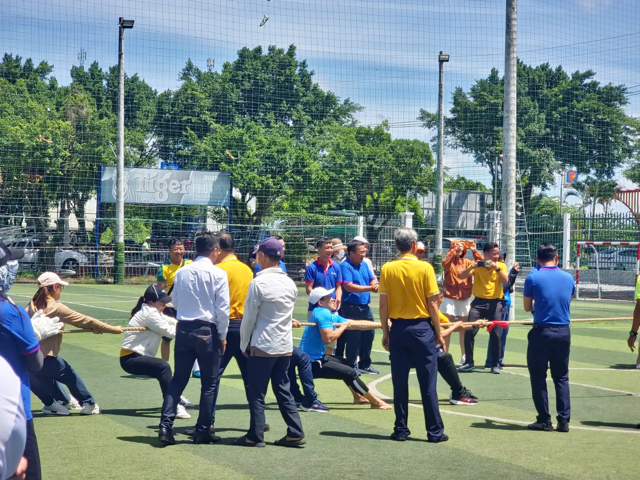 Khi người lớn tìm lại tuổi thơ