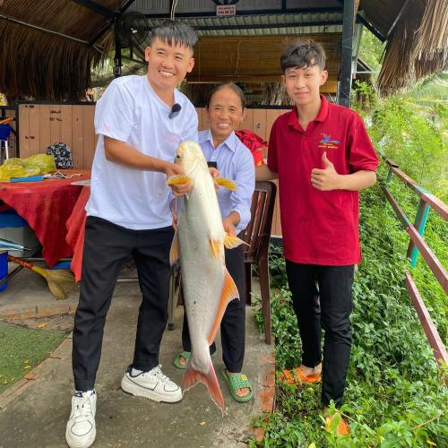 Kinh Nghiệm Đưa Ông Bà Đi Du Lịch Sinh Thái: Làm Sao Để Chuyến Đi Thật Trọn Vẹn?