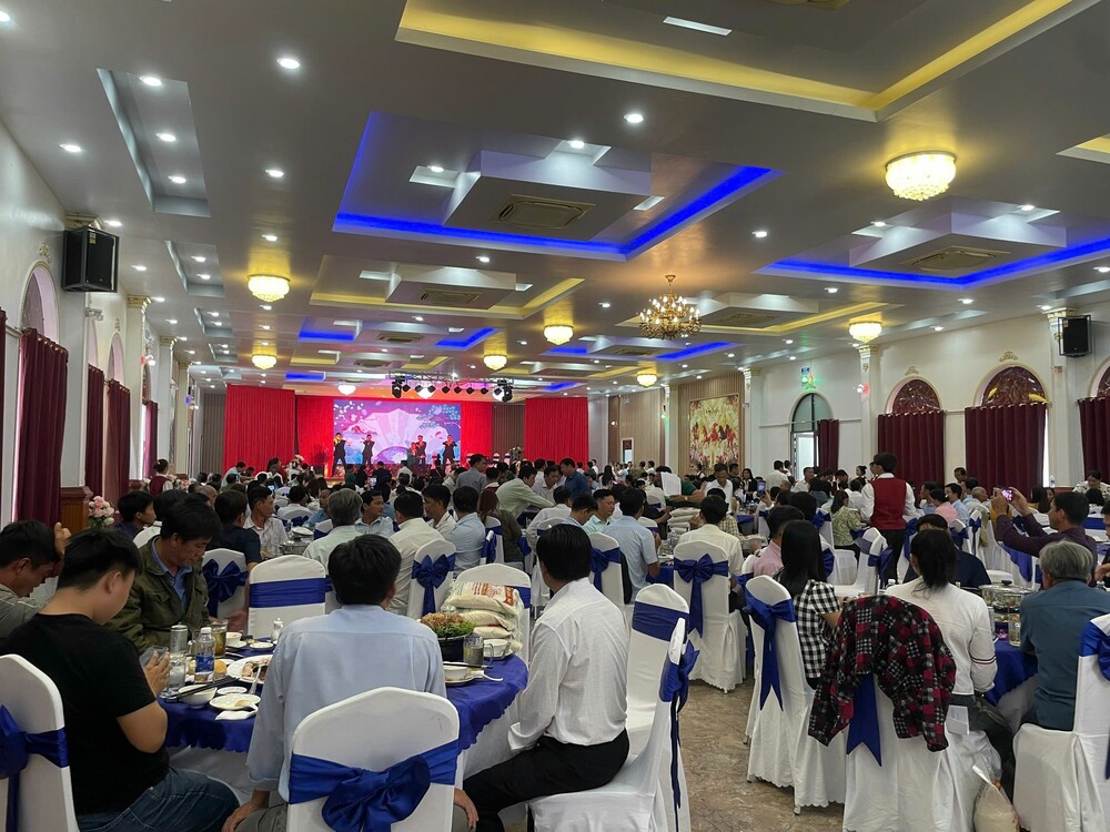 Tổ chức các sự kiện và buổi tiệc