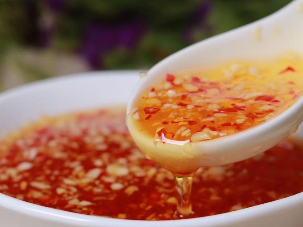 6. Nước mắm tỏi ớt