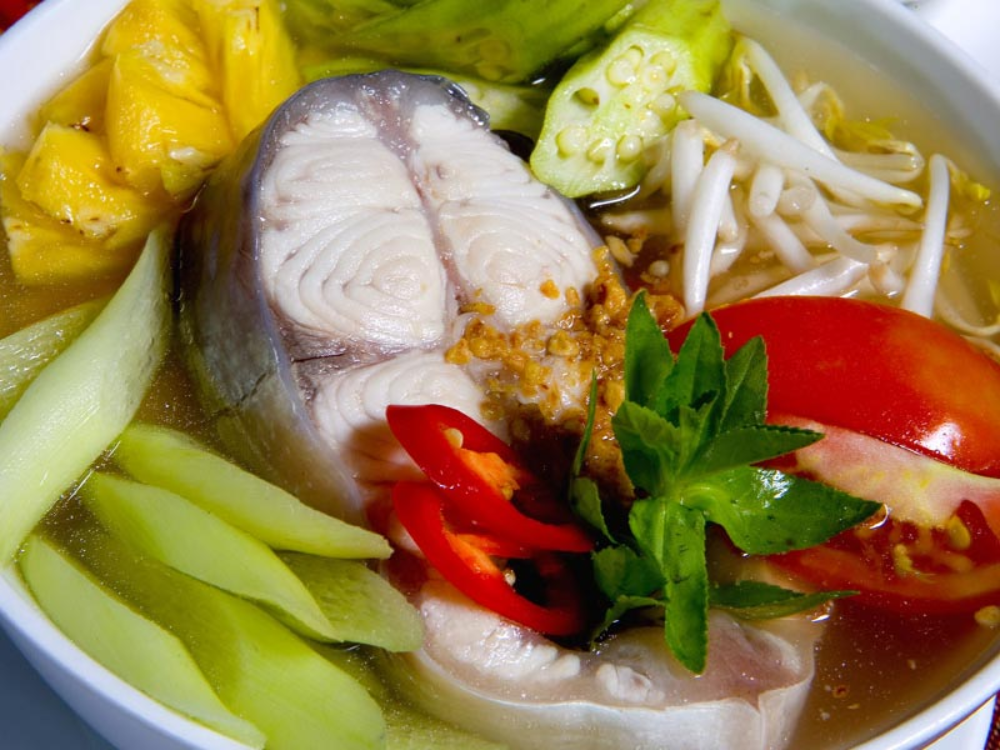 3. Canh chua cá