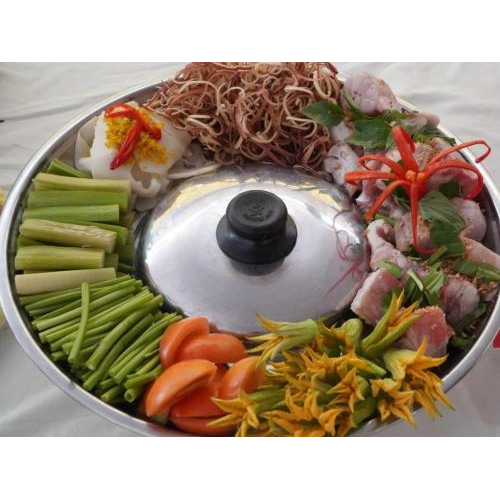 Canh Chua Sả Nghệ Cá Nhám Hà Tiên