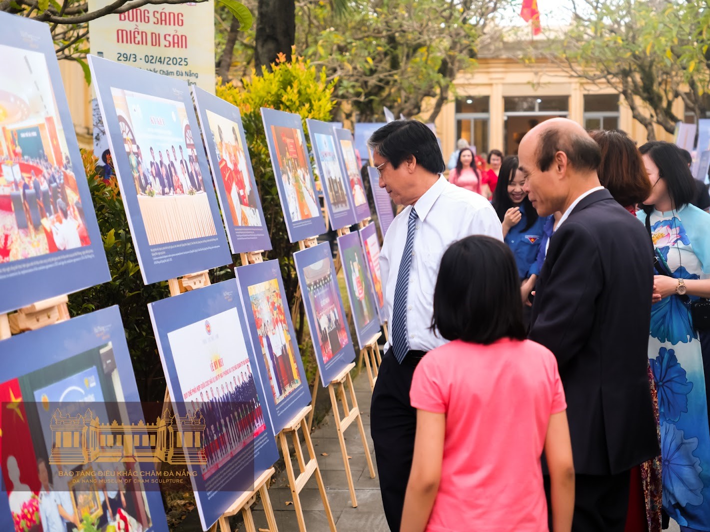 Tại buổi lễ khai mạc bảo tàng điêu khắc