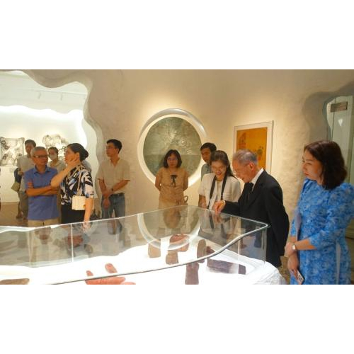 Giao tình đặc biệt của những tấm lòng luôn hướng về quê hương