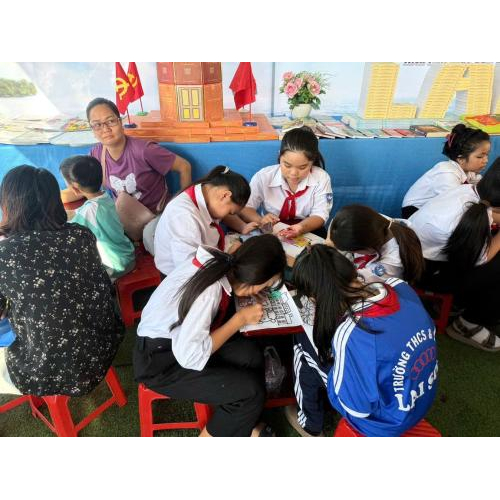 Lan tỏa văn hóa sách học đến cộng đồng biển đảo