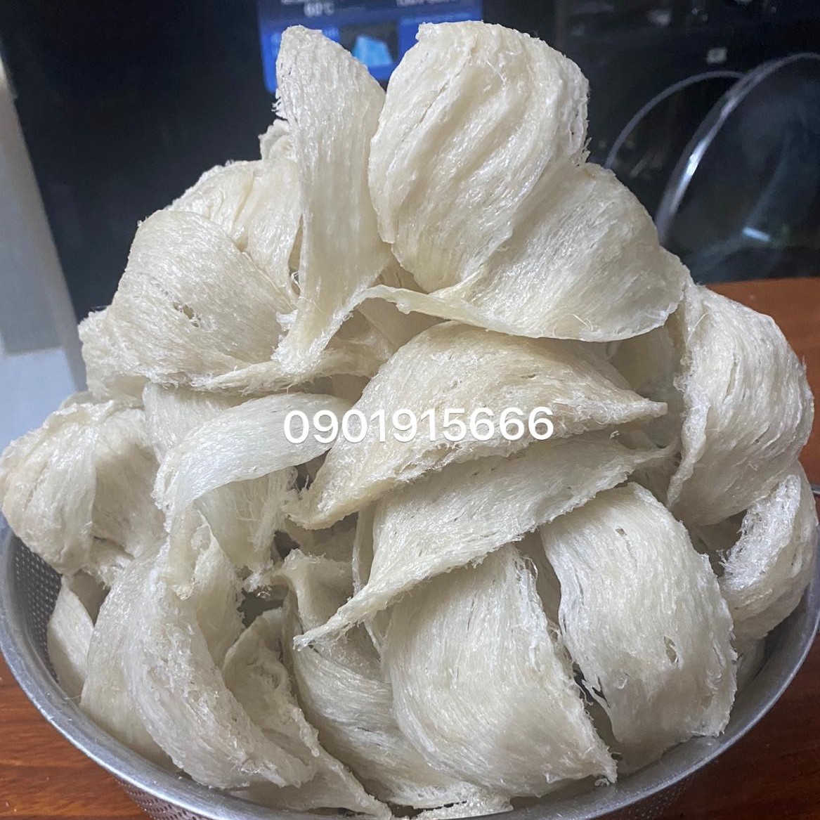 Cách Phân Biệt Yến Sào Thật Giả – Bảo Vệ Sức Khỏe và Tiền Bạc của Bạn