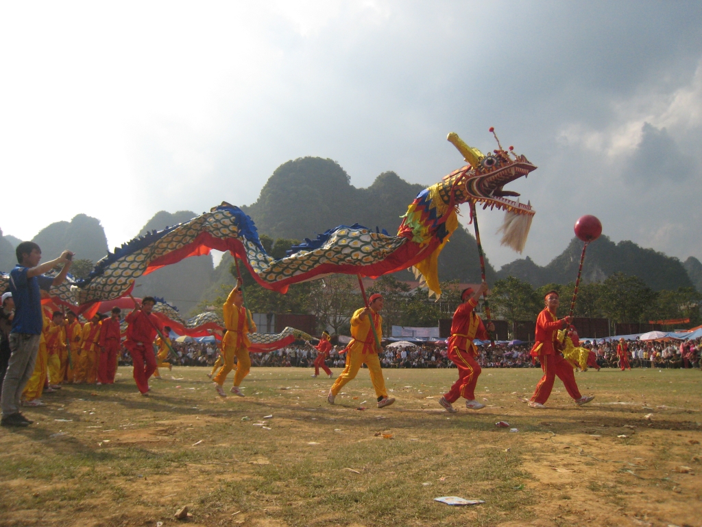 Lễ hội Pháo hoa Quảng Uyên ở Cao Bằng