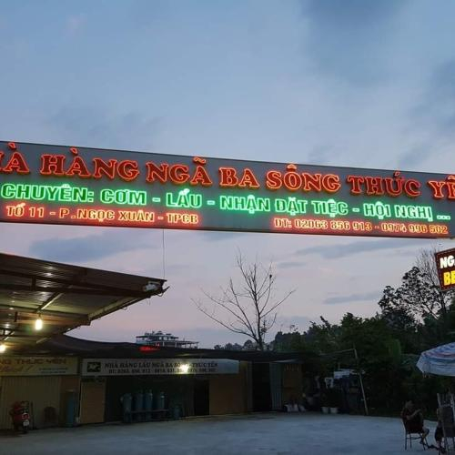 Nhà Hàng Ngã Ba Sông