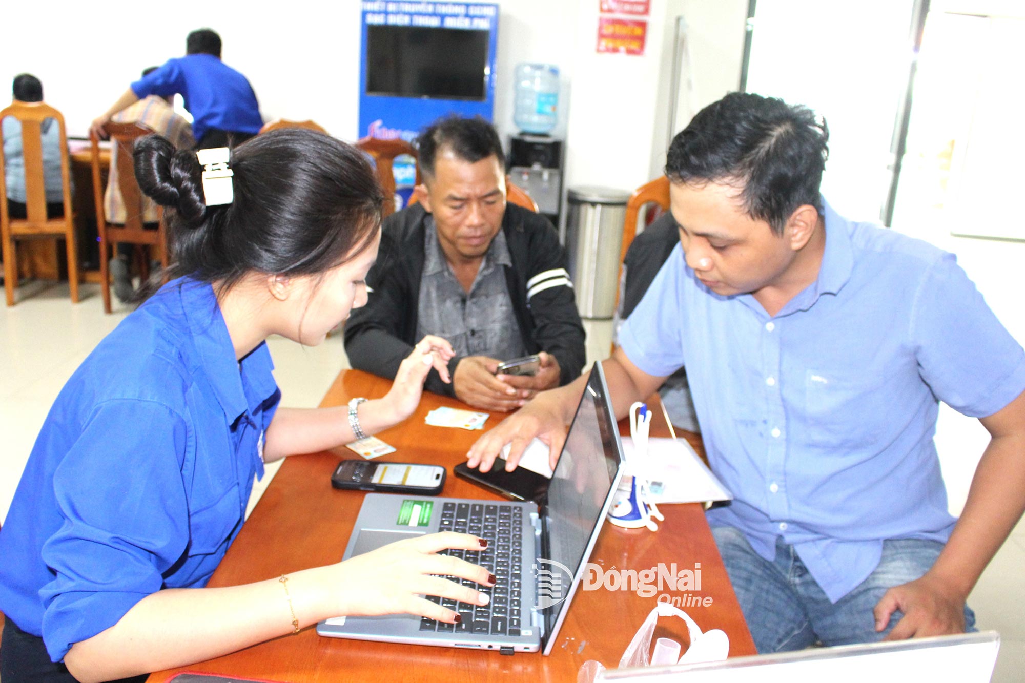 Hỗ trợ nâng cao kỹ năng số cho người dân