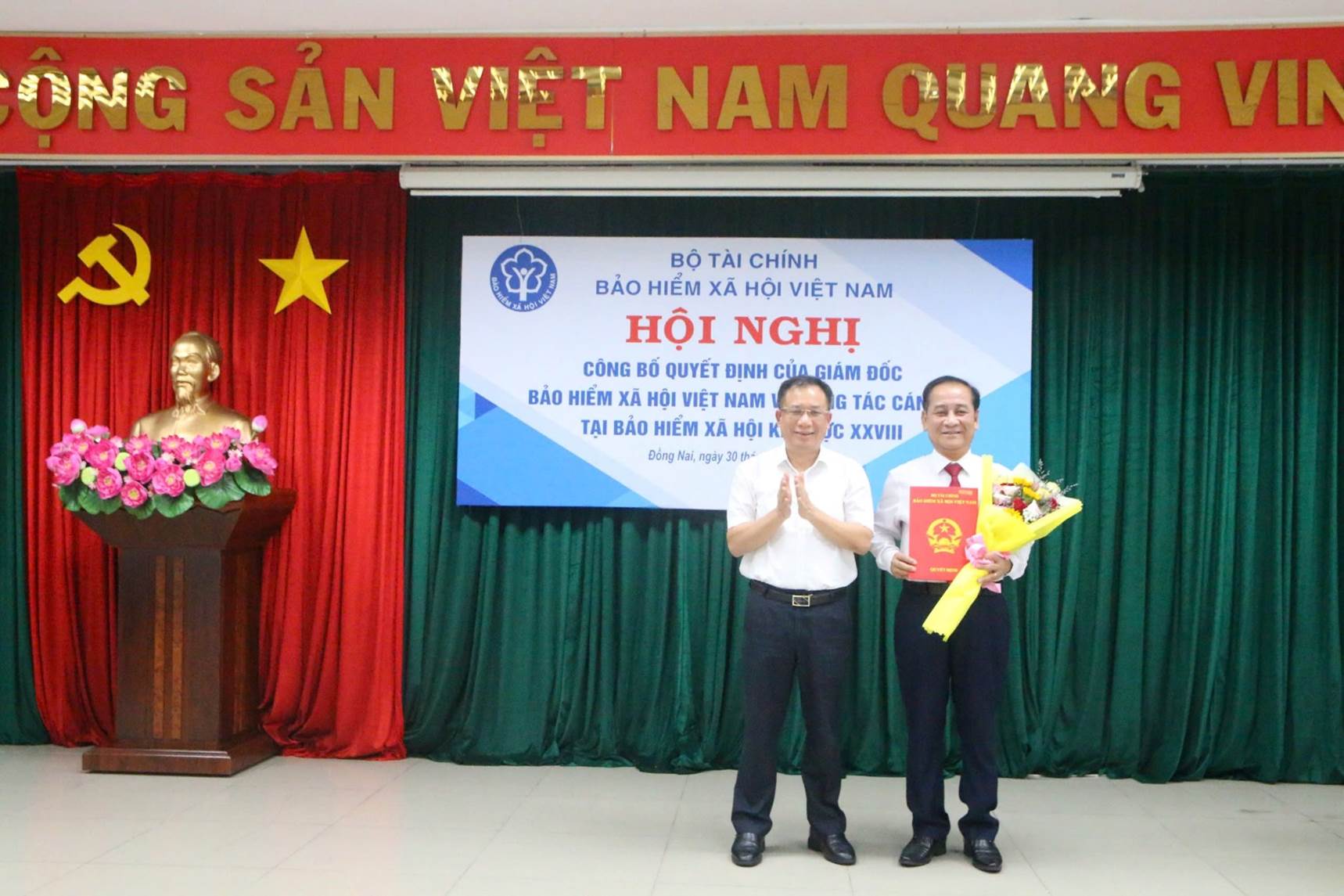 Công bố Ban Giám đốc BHXH khu vực XXVIII bước ngoặt tinh gọn bộ máy, nâng cao hiệu quả an sinh xã hội