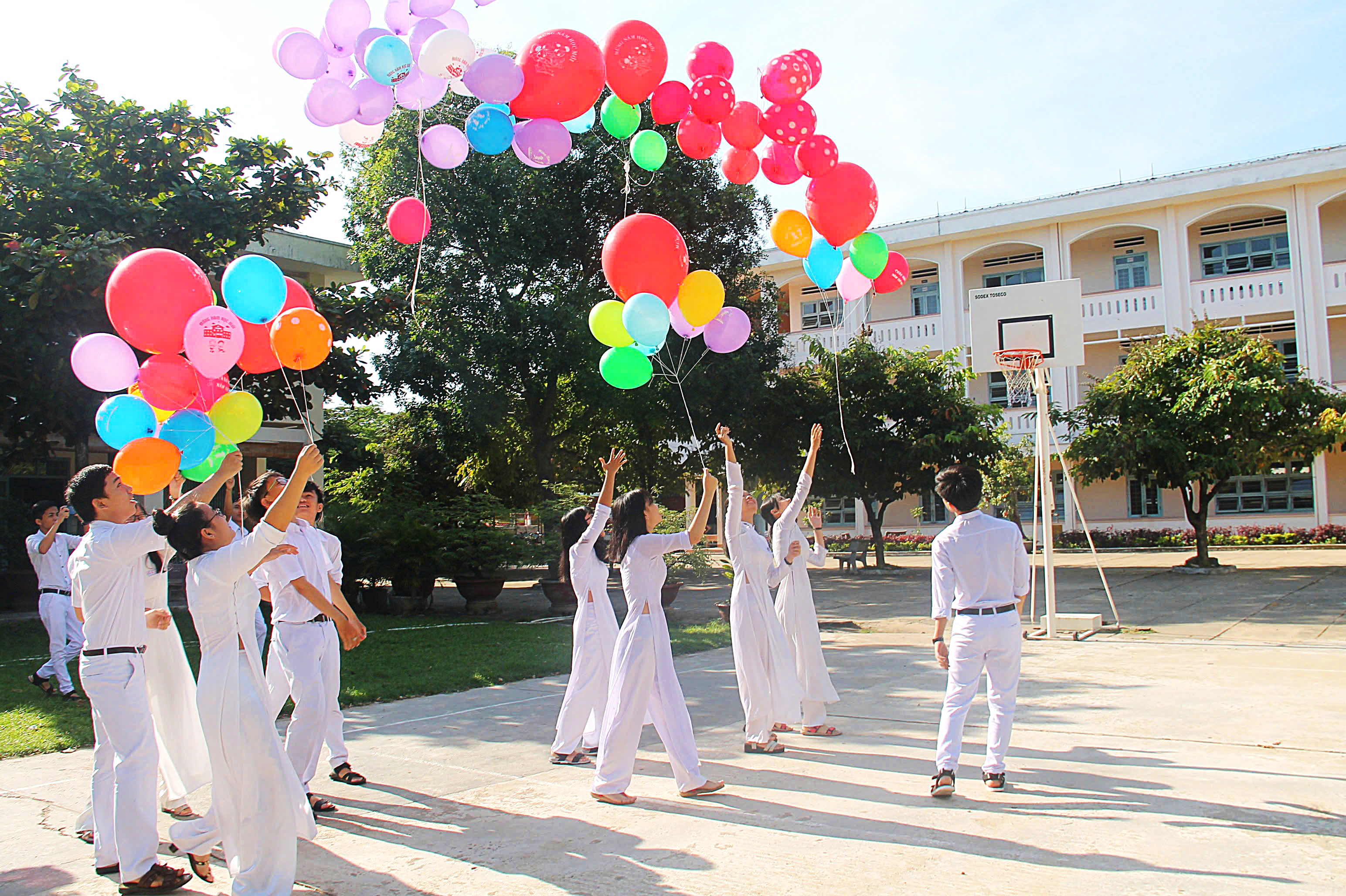 Gia Lai: HSSV bắt buộc tham gia BHYT, nhiều chính sách hỗ trợ