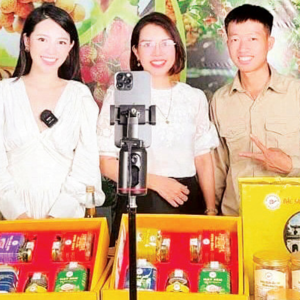 Hưng Yên Đẩy Mạnh Chuyển Đổi Số Trong Thương Mại, Dịch Vụ