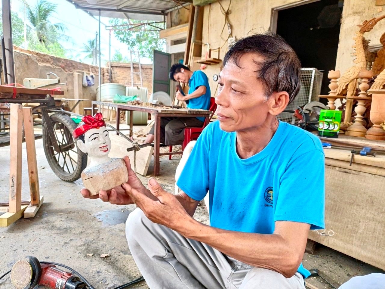 Làng nghề tạc tượng Bảo Hà – giữ hồn gỗ giữa nhịp sống hiện đại