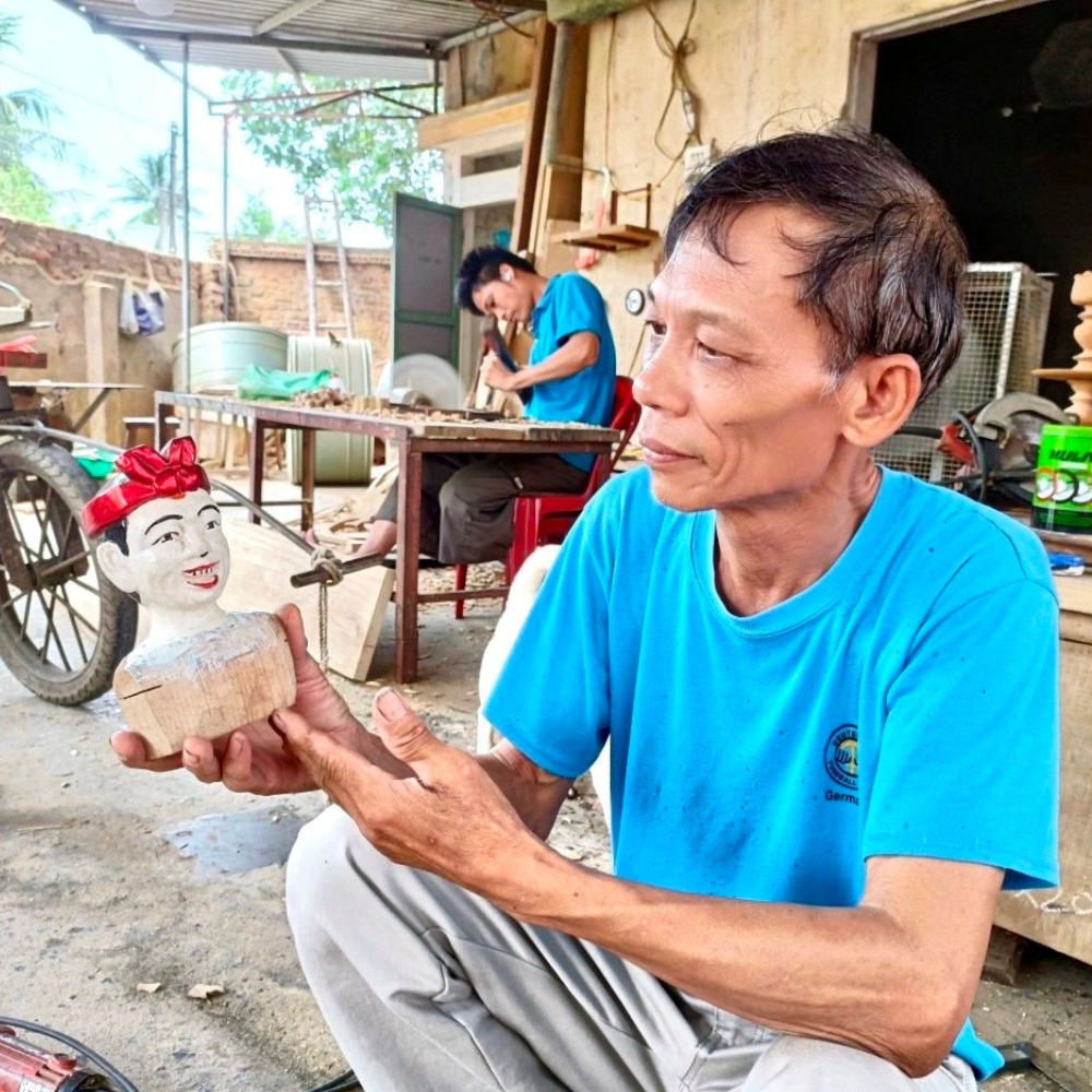 Độc Đáo Làng Nghề Tạc Tượng Hơn 600 Năm Tuổi