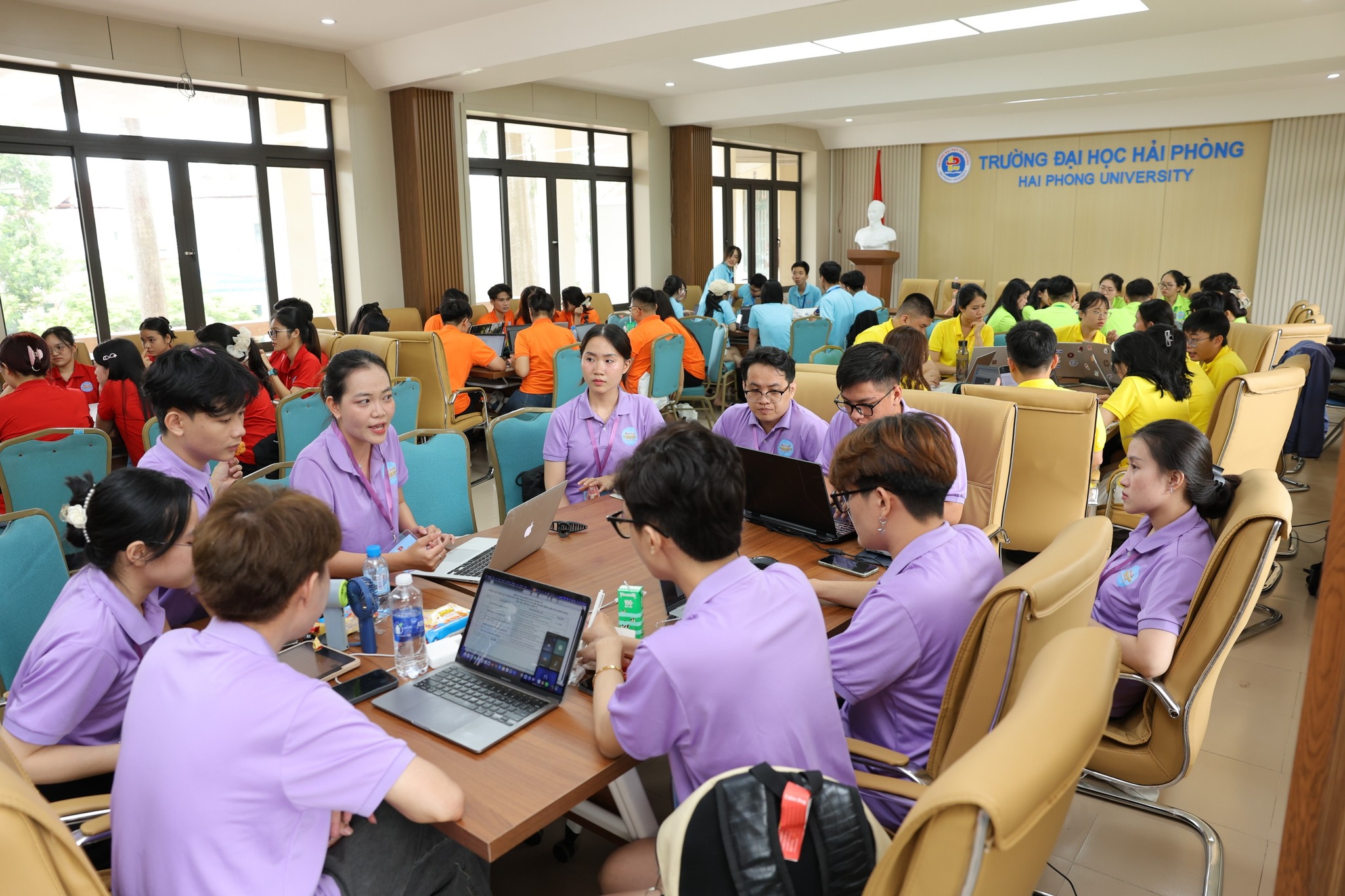 Sinh viên hải phòng chủ động hội nhập trong thời đại mới