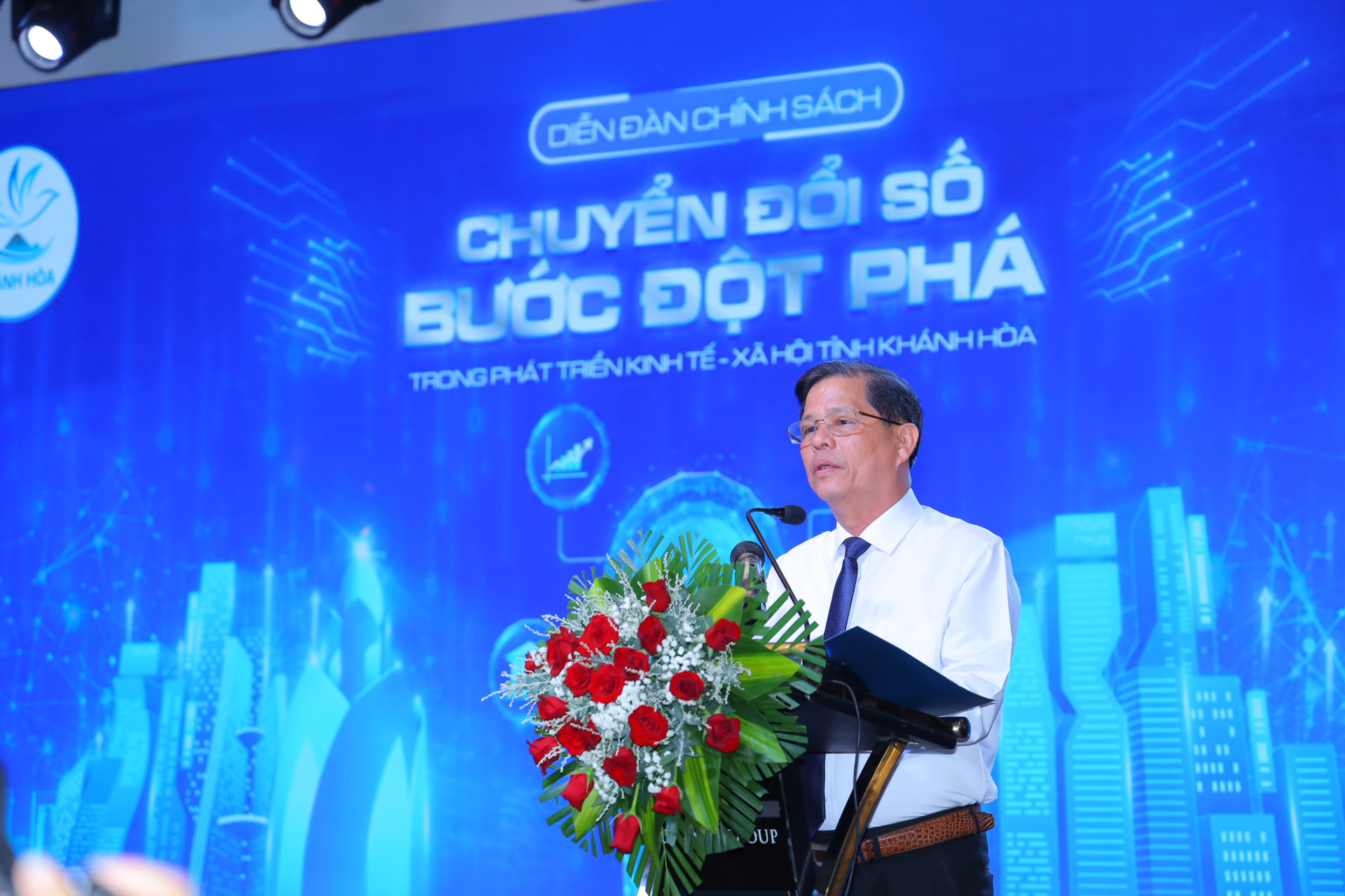 Khánh Hòa hướng tới top 20 địa phương dẫn đầu về chuyển đổi số vào năm 2030