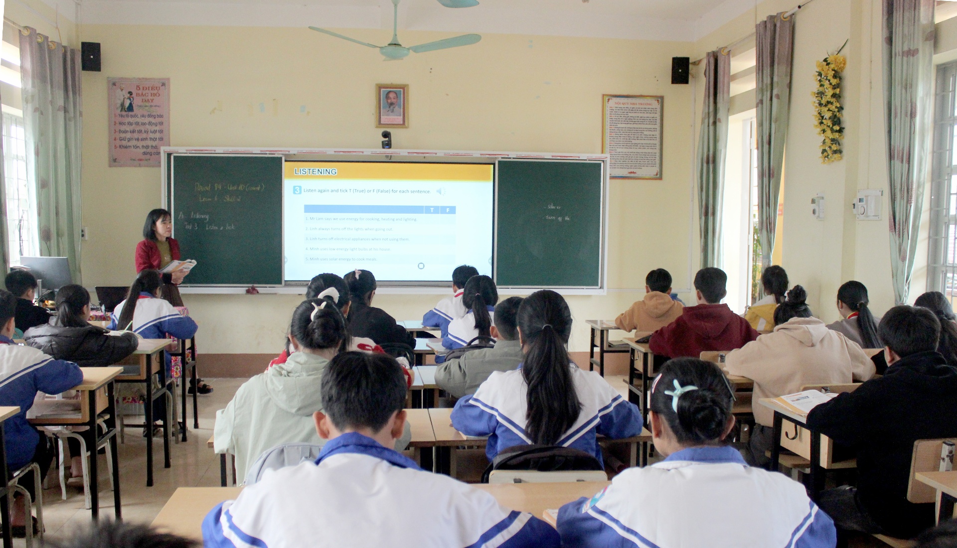 Chuyển đổi số để nâng cao chất lượng giáo dục