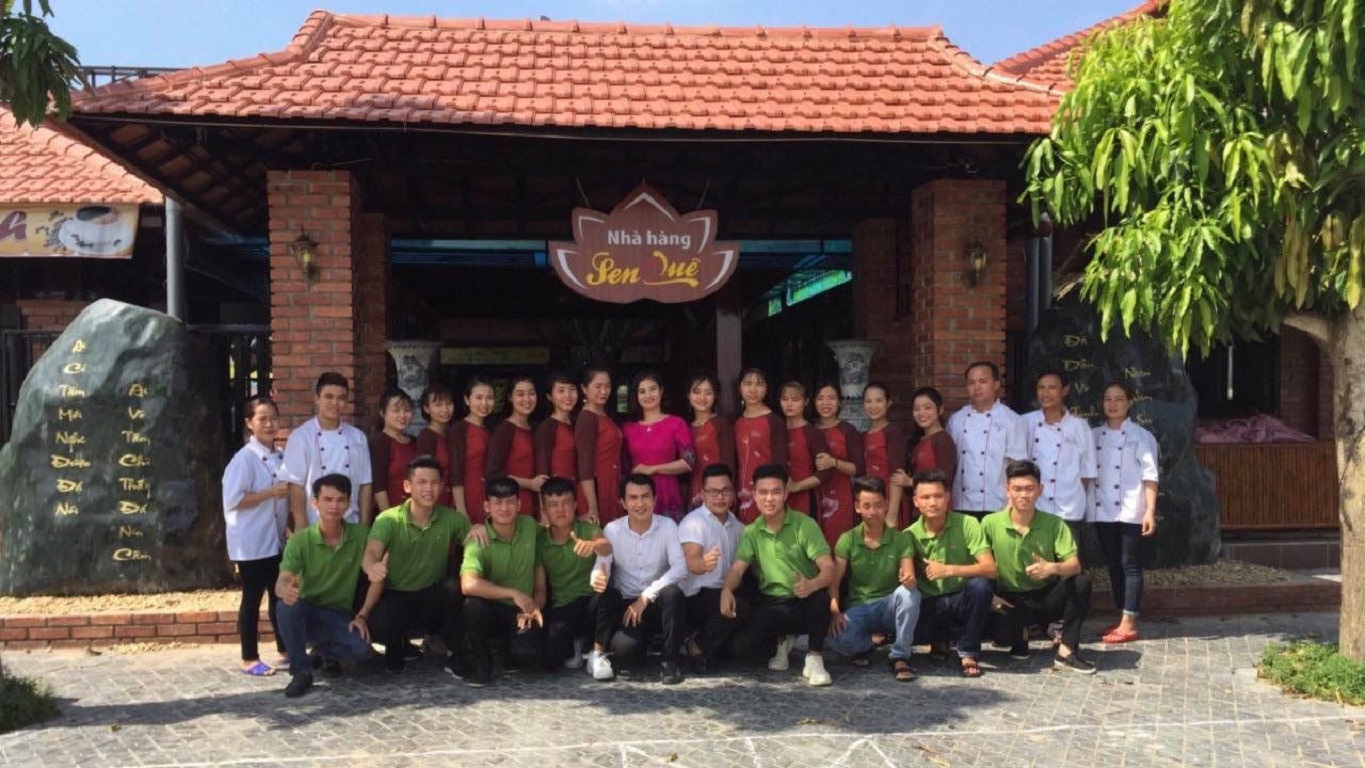 1.1 Nhà hàng Sen Quê ở đâu?