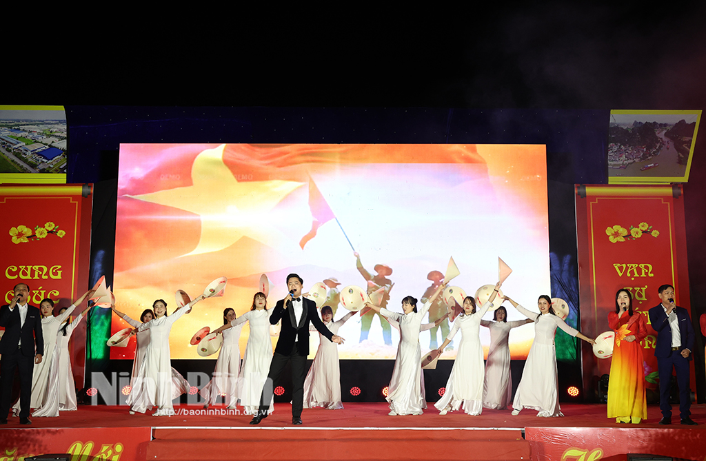 Ninh Bình tổ chức nhiều chương trình nghệ thuật hấp dẫn chào đón năm mới Ất Tỵ 2025