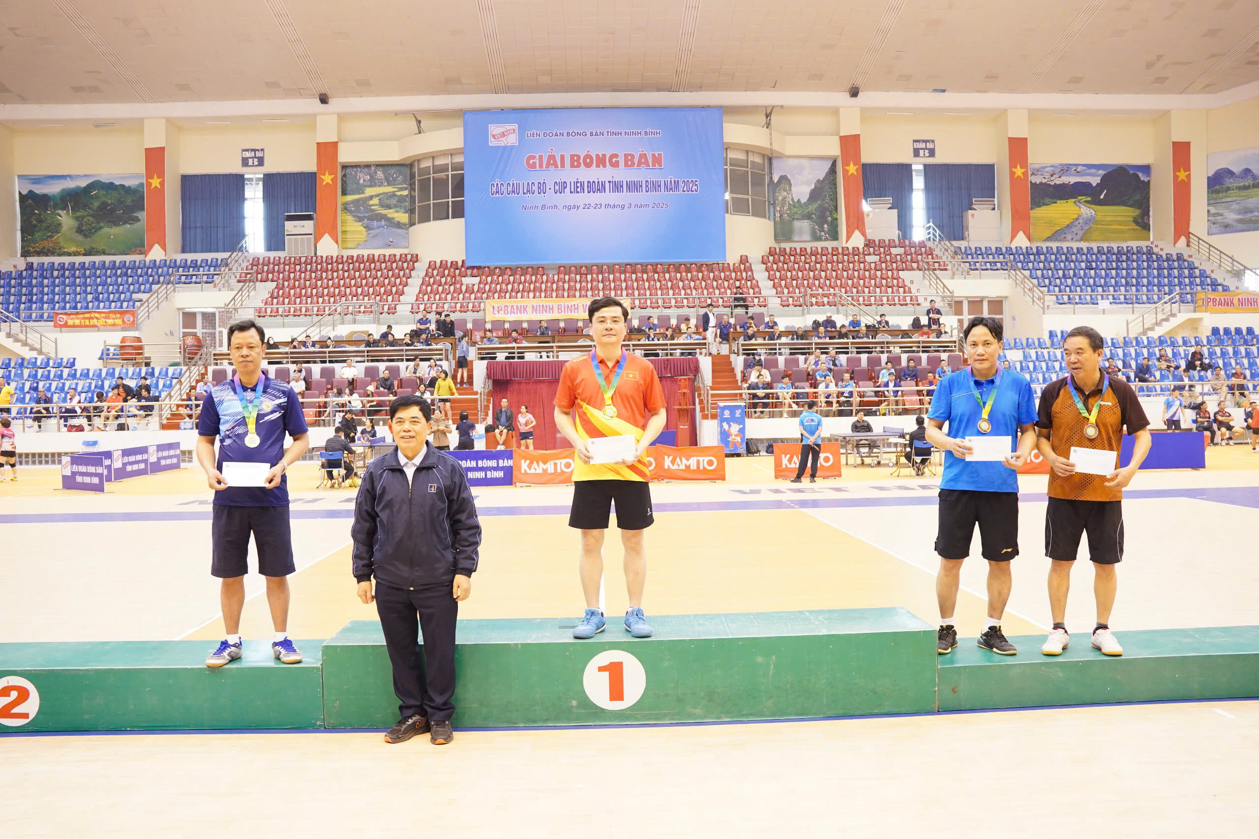 BHXH tỉnh Ninh Bình giành giải Nhất nội dung lãnh đạo tại Giải bóng bàn các CLB Cúp Liên đoàn tỉnh 2025