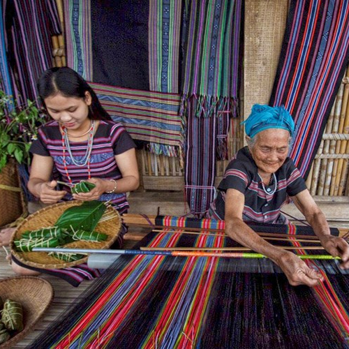 Làng Nhề Dệt Thổ Cẩm Làng Teng