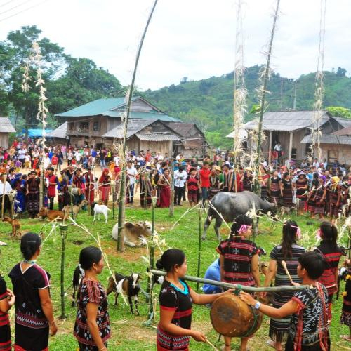 Lễ Hội A Riêu Piing Của Người Tà Ôi Ở Quảng Trị