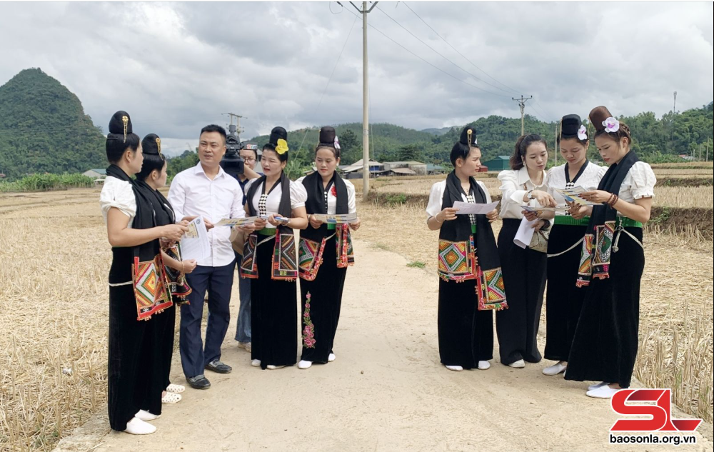 Quỳnh Nhai đẩy mạnh tuyên truyền, vận động người dân tham gia BHYT
