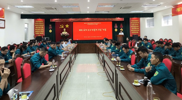 Hoàn thành huấn luyện tự vệ năm 2025 cho 6 đơn vị tại Sơn La
