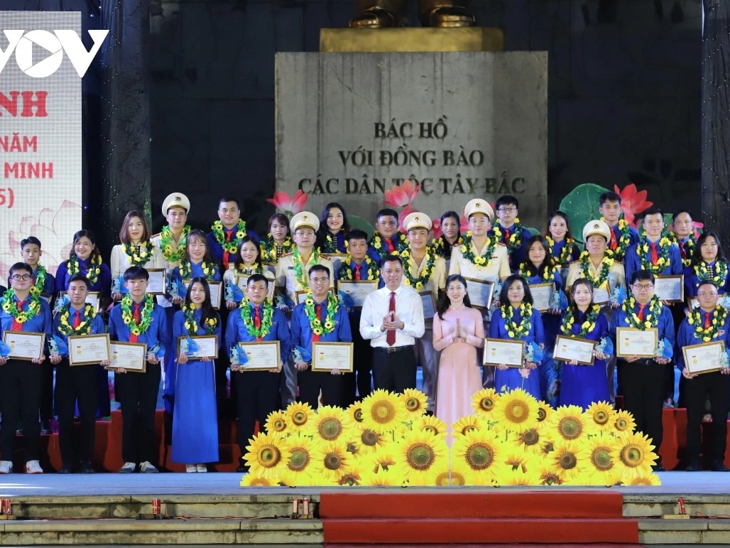 Sơn La tuyên dương 135 thanh thiếu nhi tiêu biểu làm theo lời Bác