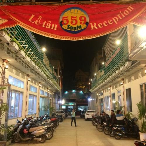 Nhà Hàng 559