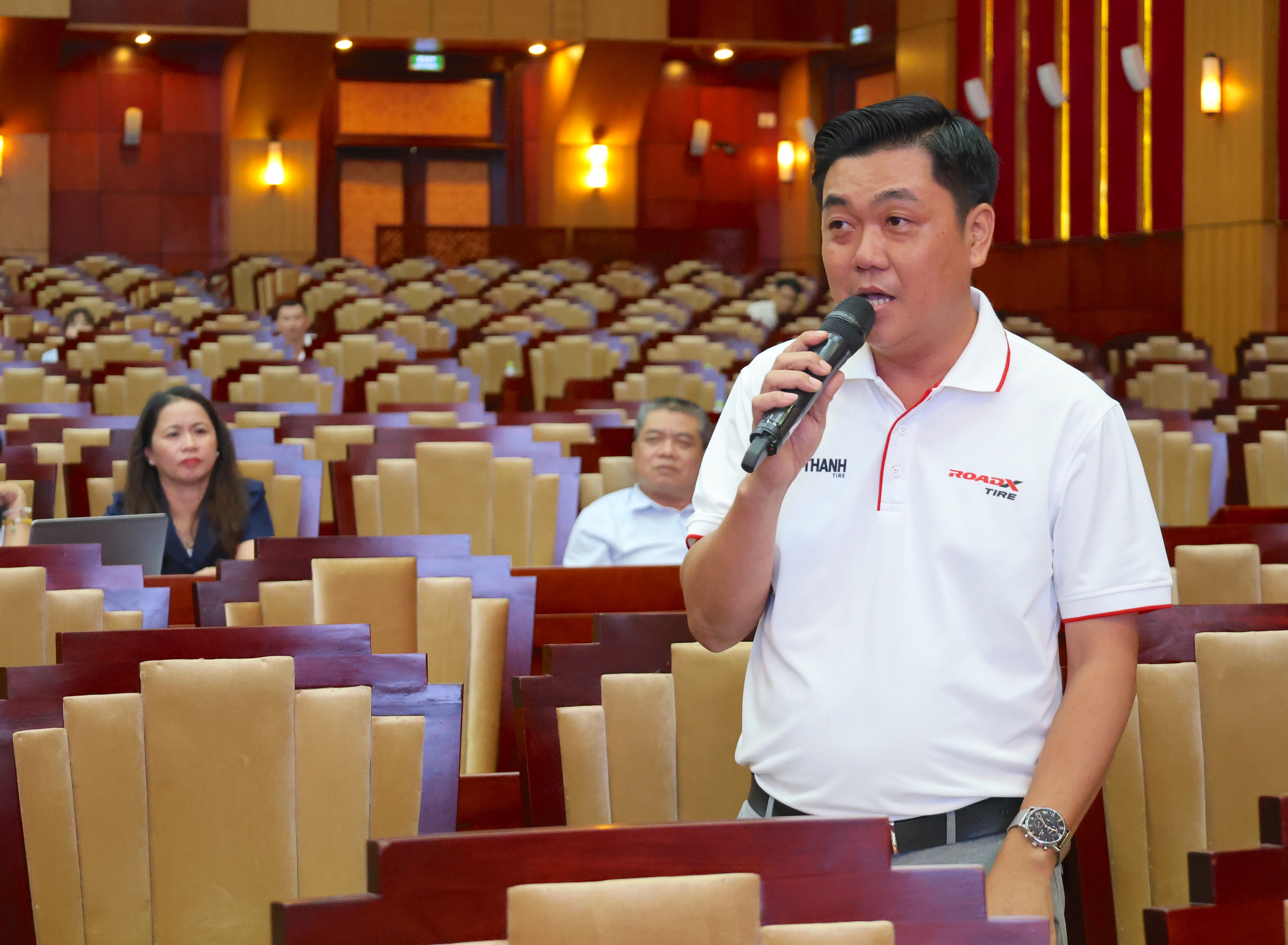 Ứng dụng chuyển đổi số và trí tuệ nhân tạo cho danh nghiệp nhỏ và vừa