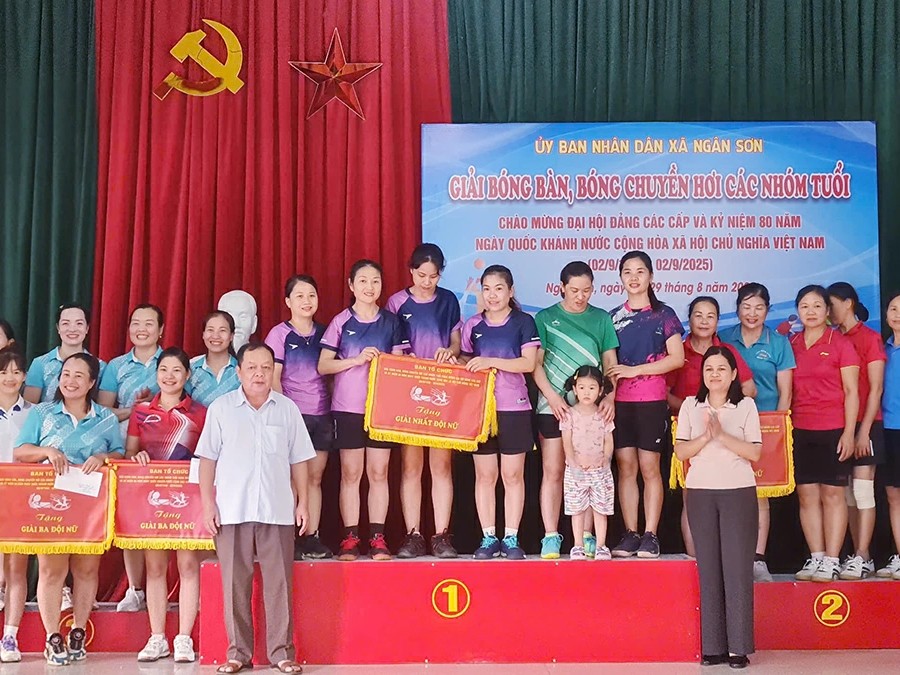 Hoạt động văn nghệ, thể thao chào mừng Quốc khánh