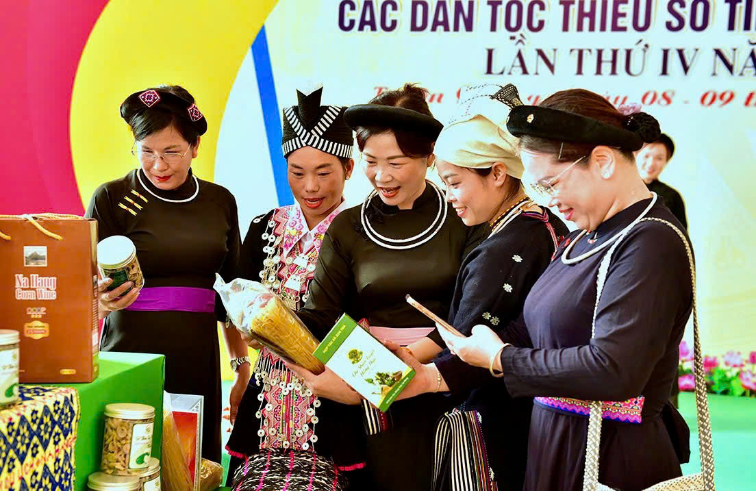 Tuyên Quang đẩy mạnh thương mại điện tử và thanh toán số, hướng tới kinh tế số toàn diện