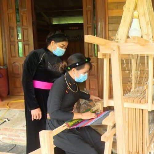 Làng Nghề Thổ Cẩm Lăng Can