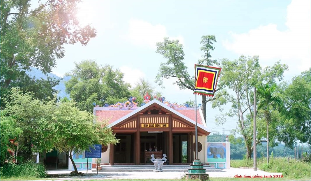 Lễ hội đình làng Giếng Tanh